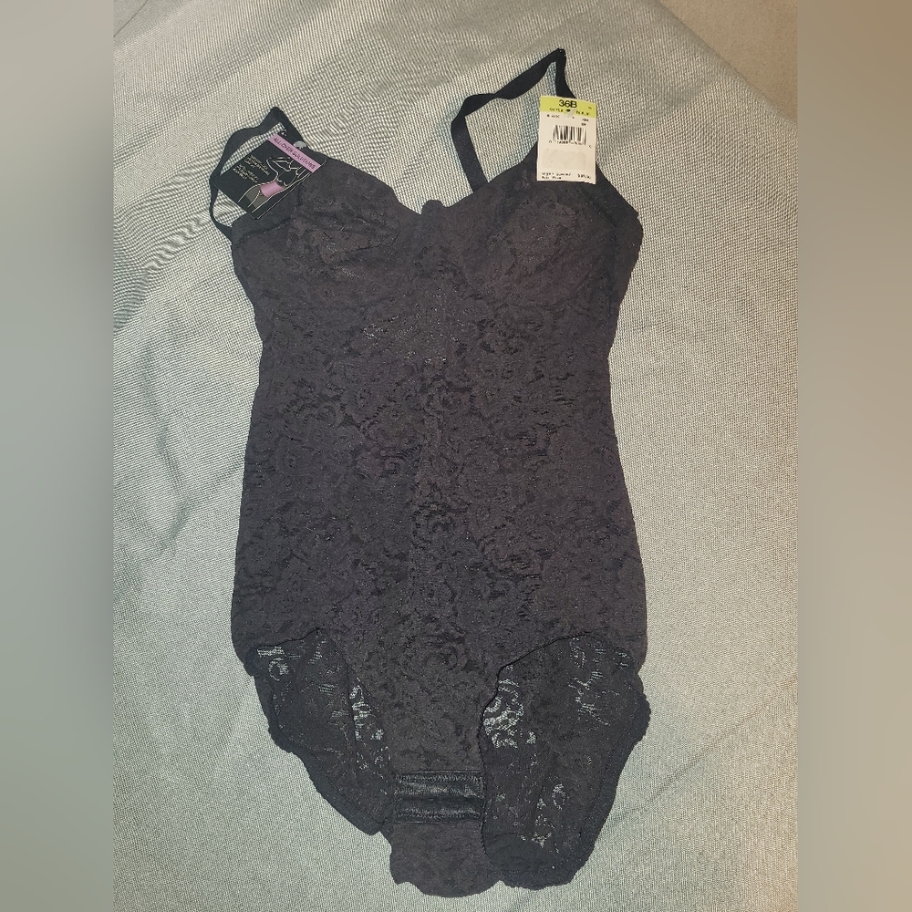 Bali All Over Shapeware Black Lace Size 36B